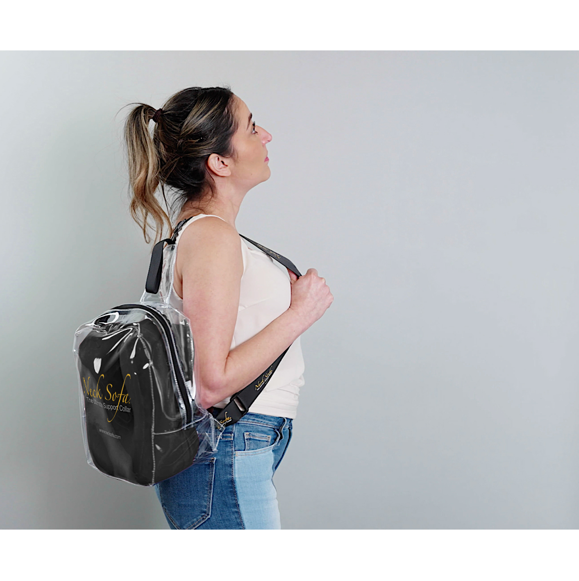 Cozy Meets Convenient. Use it for Local or international flights - black