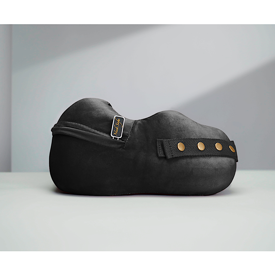 Neck Sofa® Essential - Jet Black